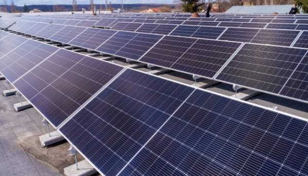 "Гарантований покупець" сплатив більше 1,7 мільярда за "зеленим" тарифом за два місяці. 3 "Гарантований покупець" сплатив більше 1,7 мільярда за "зеленим" тарифом за два місяці. 3