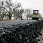 Головна 42 Кабмін надав три мільярди гривень з резерву на шляхові роботи.