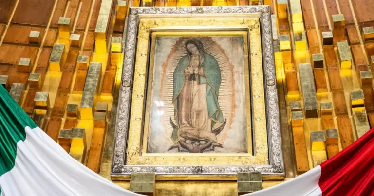 Загадка півтисячолітнього лику: науковці приголомшили знахідкою щодо очей Богородиці (знімки) 6