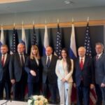 Головна 44 Американські парламентарі у гніві через рандеву з російською делегацією в…