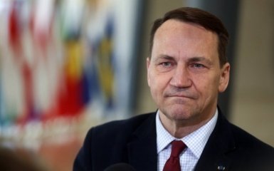 Головна 36 Захисник християнства Путін наказує дронам бити по українських храмах, — Сікорський