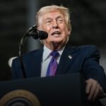 Головна 46 Трамп безсоромно дорікнув Зеленському в саморекламі, відкинувши прохання про підтримку.