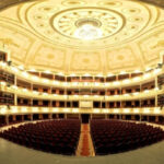 Головна 44 Театр імені Лесі Українки анонсує дебют спектаклю “Нора”.