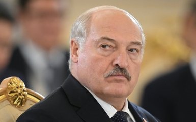Лукашенко зухвало грозиться “Орєхом” державам НАТО та Україні