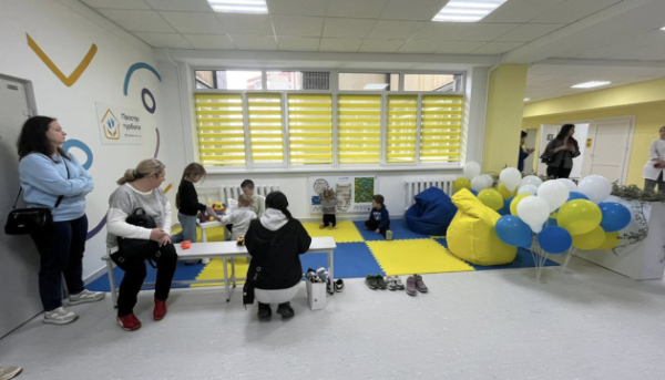 У Київській поліклініці запрацював “Куточок піклування” для матусь і татусів з малюками&hellip;