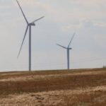 Світова нафтова криза дає шанс поновлюваній енергії, вважає фахівець.