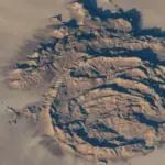 Таємничі кола в Сахарі: NASA розкрило походження дивовижної структури