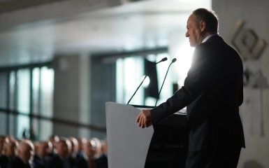 “Путін радіє”. Туск відреагував на рішення Навроцького щодо Зеленського