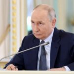 Путін побачив сон, ніби він захопив чотири українські території.