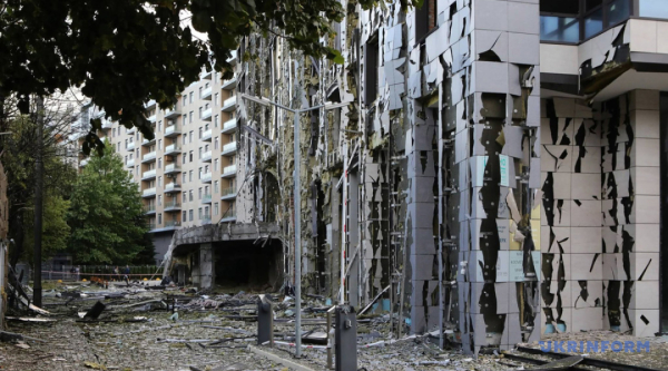 У Києві після російської атаки кількість постраждалих збільшилася до 38, загиблими залишаються п'ятеро. 25