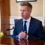 Угорський уряд анонсував “кардинальну реорганізацію” державних ЗМІ країни.