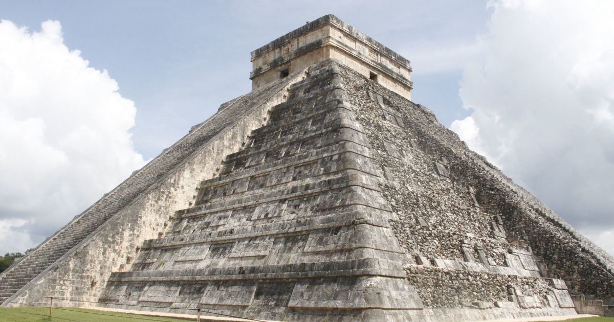 Mayan pyramid