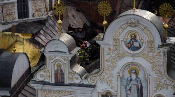 Масштабна атака на Україну: вогонь гасять у чотирьох місцях Києва та Харкова 36