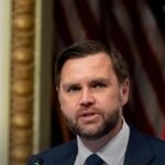 Головна 49 “Цивілізація згасає”. Венс обрушився з критикою на британську владу