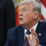 Головна 52 “Нехай вони самі розбираються!”. Трамп прокоментував звернення Зеленського до Путіна