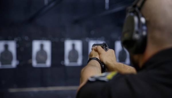 Як ветерани війни тримають тил у лавах поліції охорони