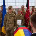 Головна 48 У столиці України попрощалися з литовським добровольцем Ігнасом Кайлюсом.