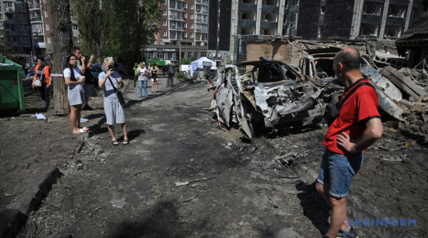Київ: кількість жертв масованого російського удару зросла до 21 37