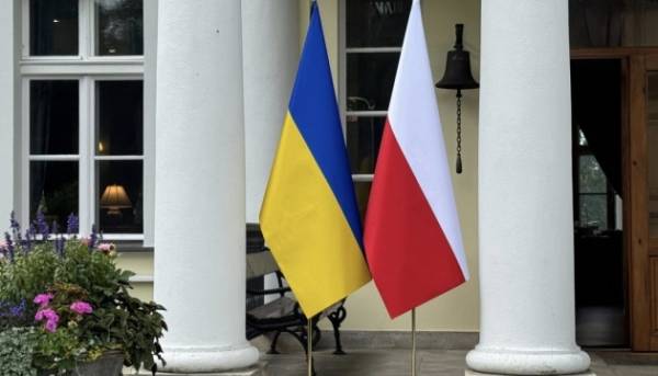 Польща обговорює з Україною питання вдосконалення безпілотних технологій у рамках SAFE