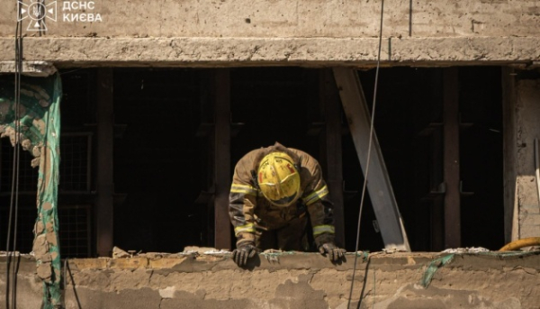 Наслідки російського нападу в Києві ліквідовано: одна особа загинула, ще три отримали поранення
