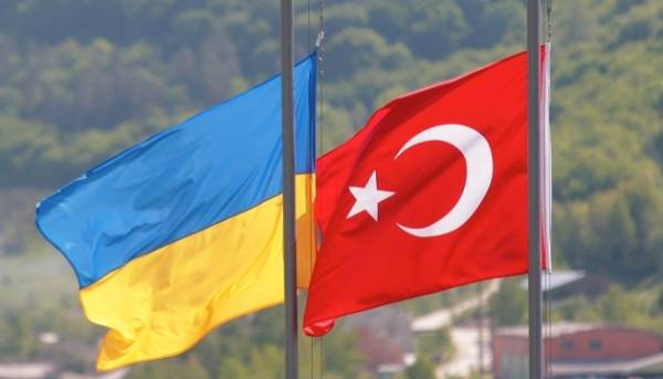 Президент підписав угоду про зону вільної торгівлі з Туреччиною
