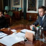Головна 56 Зеленський провів нараду з очільником Нафтогазу щодо енергетичних труднощів.