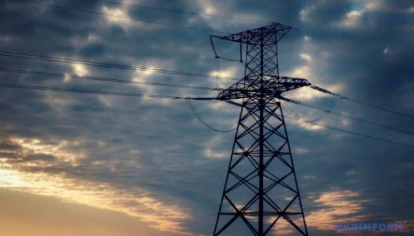 Національний оператор Укренерго не передбачає відключень електроенергії у понеділок.