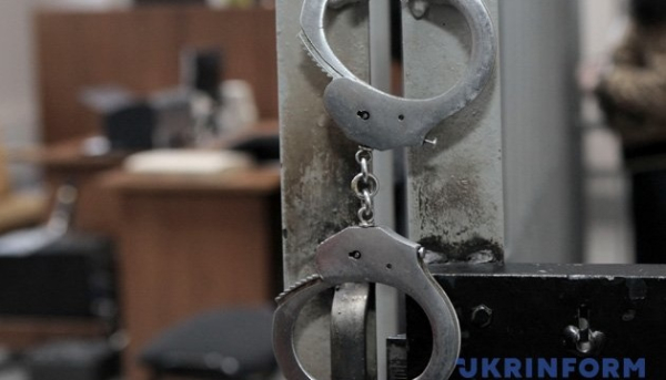 У столиці виявлено схему з неправдивими посвідченнями про інвалідність за 10 тисяч доларів, серед затриманих – екс-народний депутат