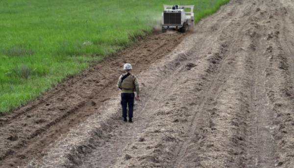 За липень у рамках програми відшкодування було очищено від вибухонебезпечних предметів 210 гектарів аграрних угідь.