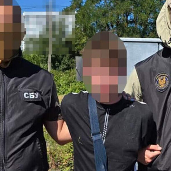 Операція у Львові: СБУ виявила та затримала 20-річного російського агента під час його протиправних дій.
