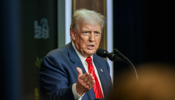Трамп попередив Канаду про «набагато серйозніші» наслідки через висловлювання прем’єр-міністра Онтаріо.
