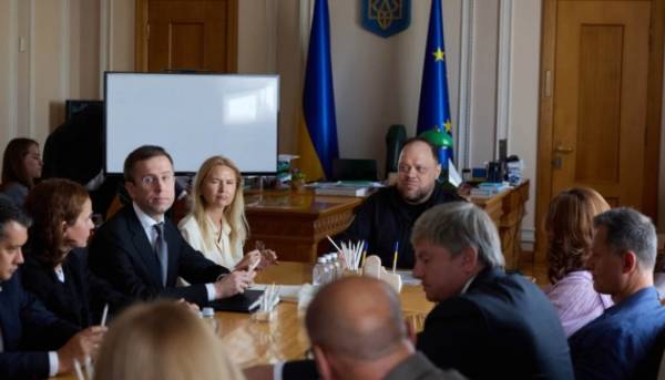 Koretskyi met with leadership of the Council and factions regarding budget challenges for 2026-2027