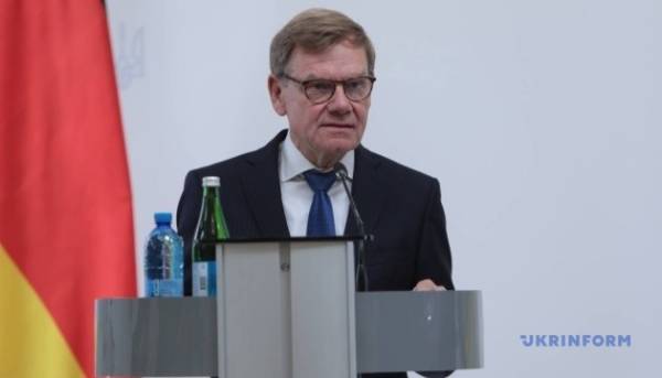 Німеччина виділяє додаткові 60 мільйонів євро на гуманітарну допомогу Україні 15