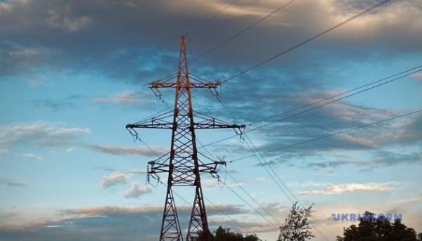 Головна 55 Український фонд підтримки енергетики минулого року оплатив 250 із 398 запитів.