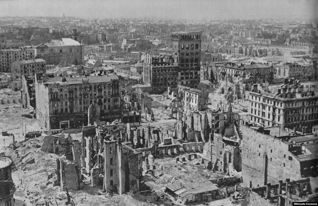 75723019-CAB8-4E9A-A207-54B3F2C9CB13_w1597_n_r0_s_s