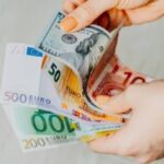 Вартість долара та євро 3 серпня