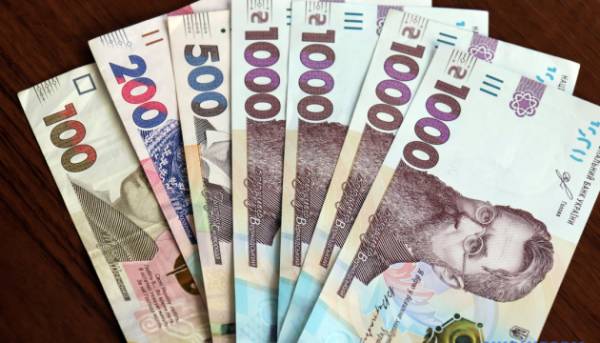 У липні загальний фонд держбюджету отримав 165,7 мільярда гривень – повідомляє Міністерство фінансів. 2 У липні загальний фонд держбюджету отримав 165,7 мільярда гривень – повідомляє Міністерство фінансів. 2
