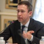 Головна 50 Корецький виділив триденний термін для пошуку приміщень, де можна буде…