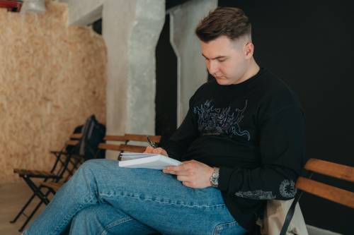 Як збігаються фактична інформація та народні оповідання — бесіда з Сашею Довжик 12 Як збігаються фактична інформація та народні оповідання — бесіда з Сашею Довжик 12