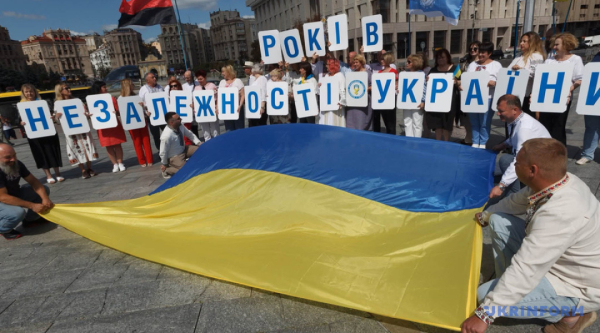 На Софійській площі в Києві пройшли святкові заходи з нагоди Дня Незалежності. 12