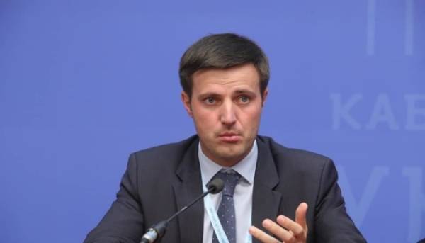 Висоцький: З початку серпня Україна експортувала 590 тисяч тонн зернових, що становить лише 30% від необхідного обсягу. 2 Висоцький: З початку серпня Україна експортувала 590 тисяч тонн зернових, що становить лише 30% від необхідного обсягу. 2
