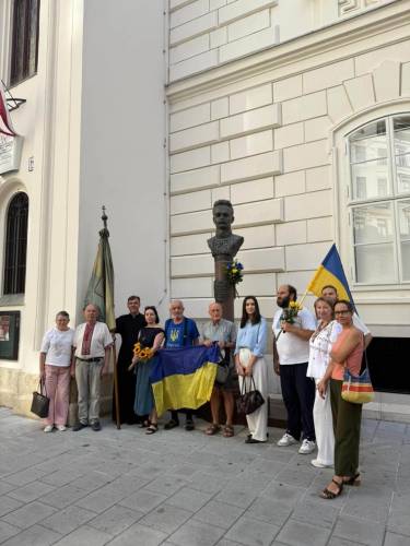 Відзначення 170-ї річниці Івана Франка: від Нагуєвичів до Відня та Вуковара 15