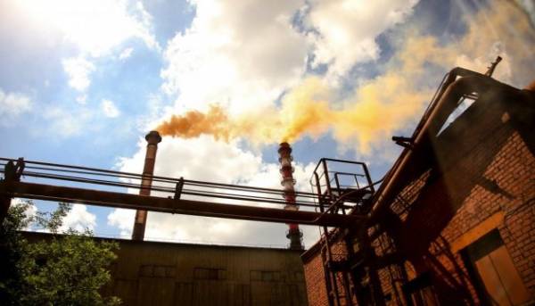 “Запоріжсталь” припинила роботу через удар балістичної ракети РФ: семеро працівників загинули, десятки отримали поранення.
