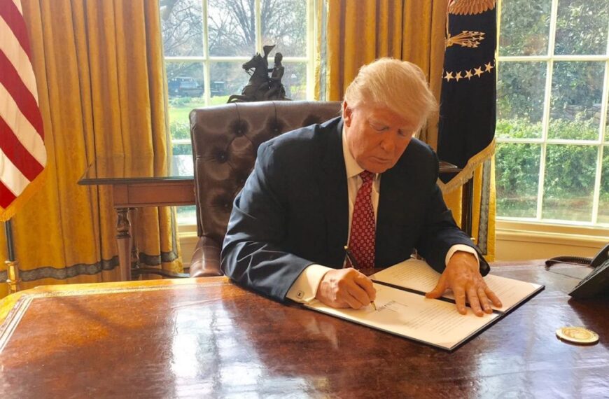 Головна 93 Трамп готує “пекельні санкції”, ЗСУ штурмують Донеччину, а ППО росії зазнає нищівних втрат: головне за 1669-й день війни