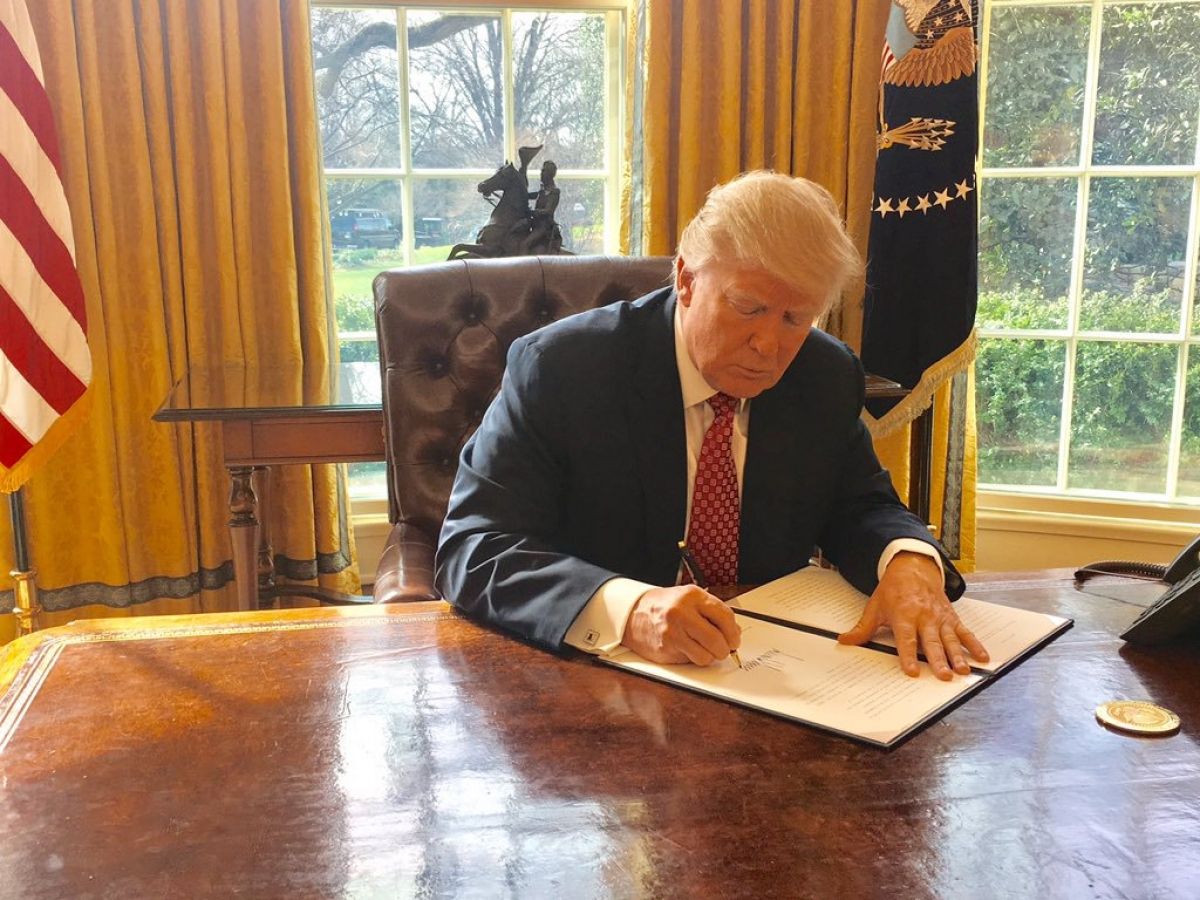 Трамп готує "пекельні санкції", ЗСУ штурмують Донеччину, а ППО росії зазнає нищівних втрат: головне за 1669-й день війни 8 Трамп готує "пекельні санкції", ЗСУ штурмують Донеччину, а ППО росії зазнає нищівних втрат: головне за 1669-й день війни 8