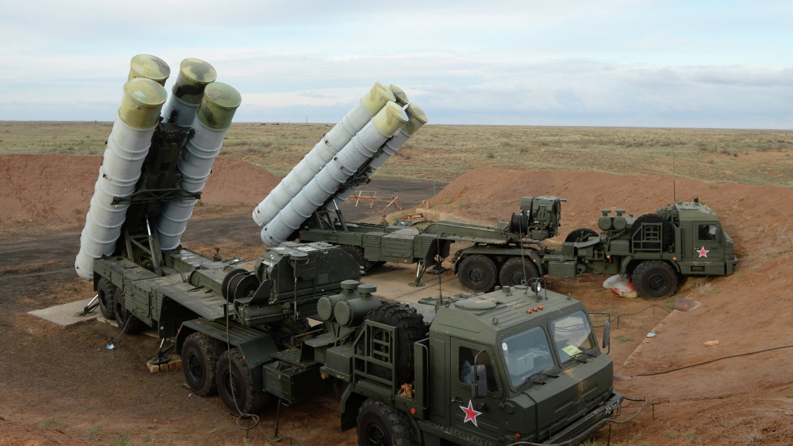 ЗСУ знищили новітні російські ЗРК С-400 та склади боєприпасів 2 ЗСУ знищили новітні російські ЗРК С-400 та склади боєприпасів 2