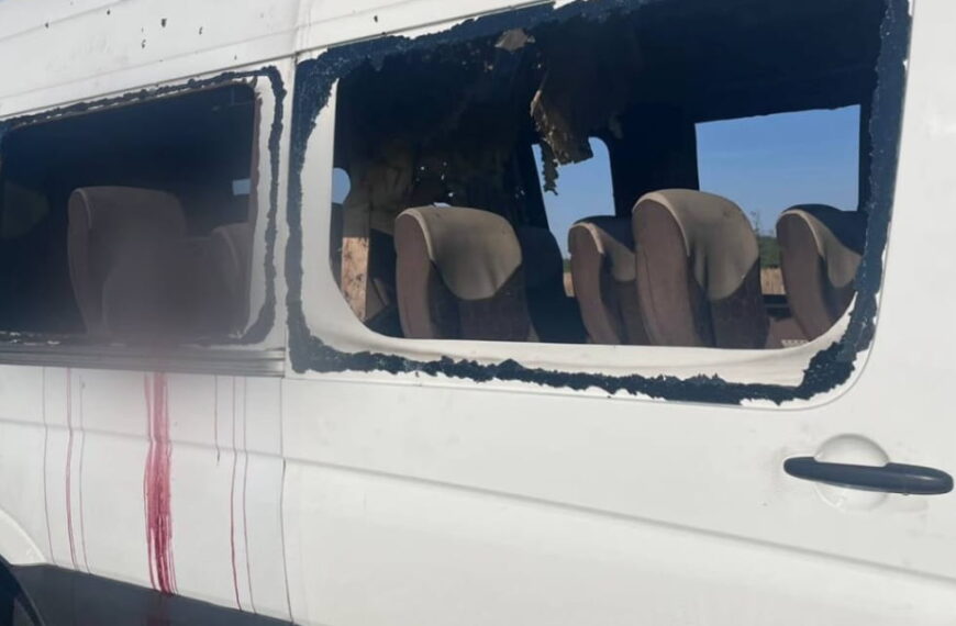 Головна 62 Ворог обстріляв маршрутку на Нікопольщині: є жертви