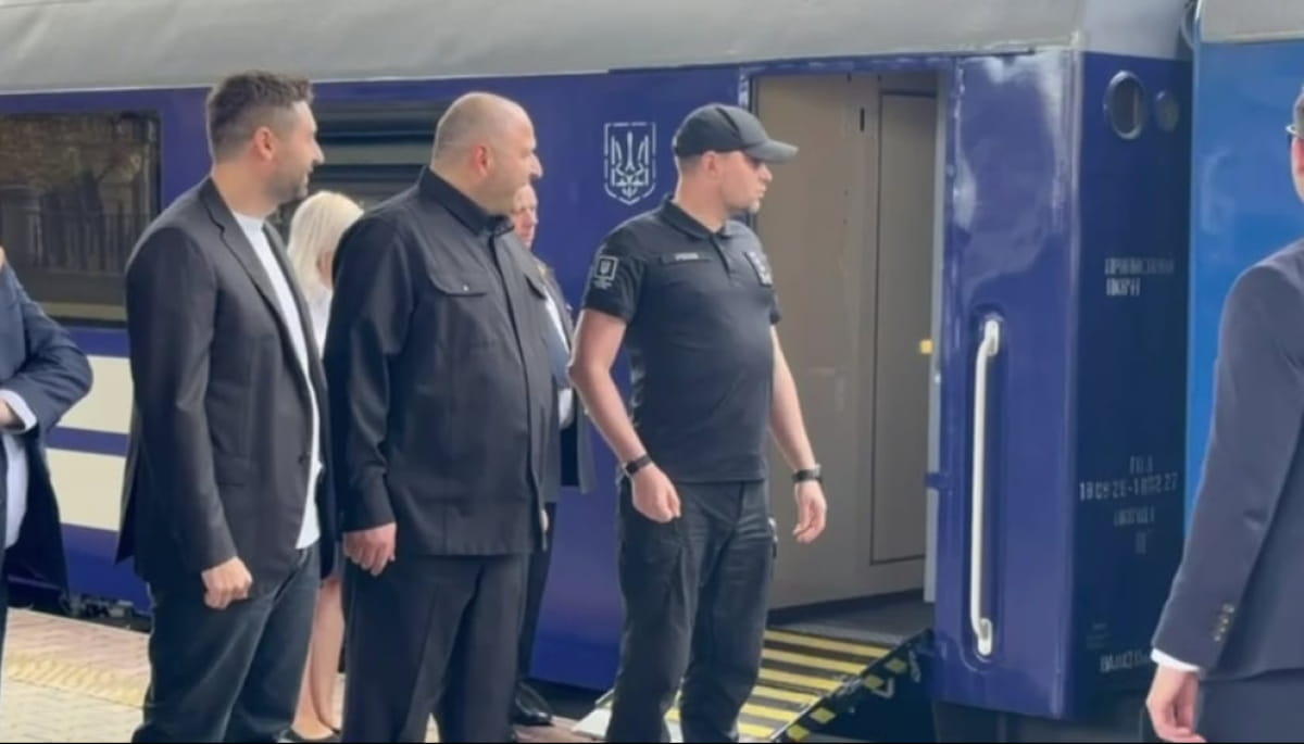 Віткофф і Кушнер у Києві: почалися переговори після зустрічі з Путіним 8