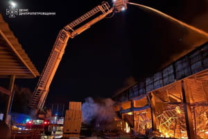 Росіяни завдали нічного удару по трьох районах Дніпропетровщини