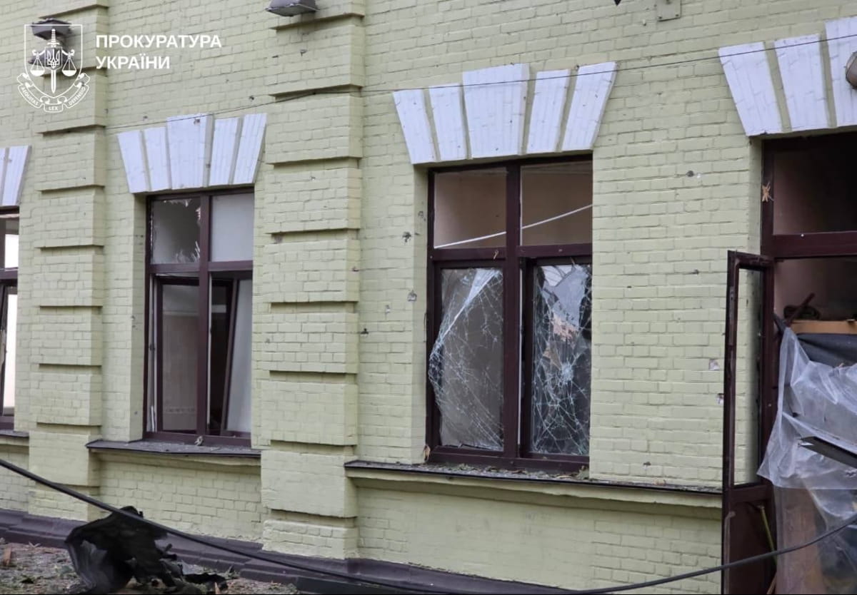 Росіяни обстріляли Лозову: є жертви та постраждалі 11 Росіяни обстріляли Лозову: є жертви та постраждалі 11